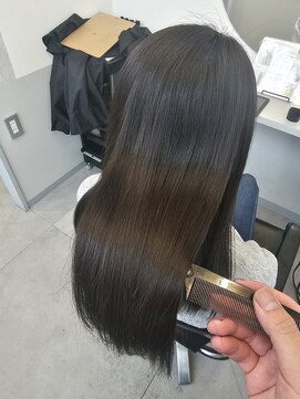 トッカ 茨木(tocca) 【tocca茨木　篠原】どんな髪でも艶々になる業界最高峰髪質改善