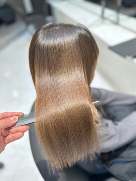 LAPISUTA 門前仲町 ヘアエステプレミアム【髪質改善美容院LAPISUTA門前仲町】
