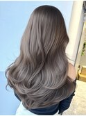 ヘーゼルベージュ　ブリーチなし　レイヤーカット　海外風
