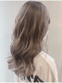 シナモンベージュ