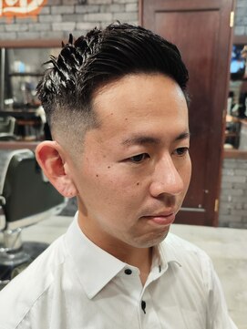 スリーセント 栄(3/cent) フェザーアップ/スキンフェード/フェードカット/ビジネス