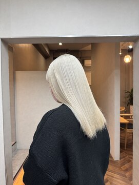 ダイアモンドリリー(Diamond Lily) ホワイトベージュ/ミルクティーベージュ/ブランドカラー