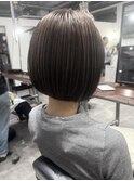 白髪ぼかしボブハイライト