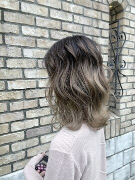 フュルスティン(FURSTIN) 外国人風×グラデーションカラー×波ウェーブ×イルミナカラー