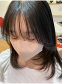 20代　前髪あり　サイドバング　顔周りレイヤー　韓国ヘアー