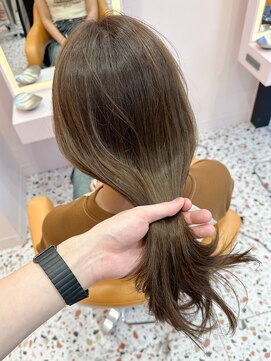 ボタン シブヤ(VOTAN SHIBUYA) 韓国ヘア/艶感カラー/グレージュカラー/透け感カラー