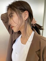 サイン 表参道(SIGN)&nbsp;インナーカラーイヤリングカラーレイヤーカットミディアムヘア