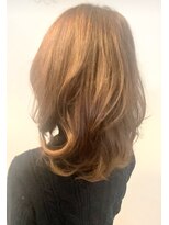 アナログノイ(analog noi)&nbsp;レイヤーミディアムで髪に動きがでる