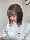 オリーブグレージュカラー