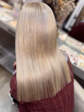 ラビス 浦和(Lovis) ワンレン/ネビージュ/小顔[エクステ/韓国/浦和］