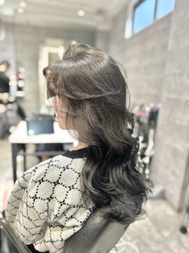 アクション 心斎橋店(ACTION) 20代30代大人可愛いレイヤーカット ブリーチ無しオリーブグレー