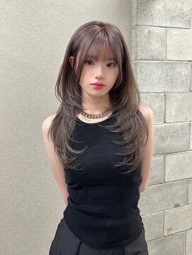 シーク 天神(SEEK) 松尾菫菜/レイヤーカット/ハイトーン