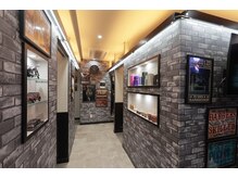 プラウド(PROUD)の雰囲気（7席全て半個室！シックな雰囲気になってます！田町/理容室/）