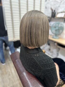 ラウラアンドロー(LAURA&RO) ダブルカラー/ケアブリーチ/インナーカラー/ベージュ【塚口】