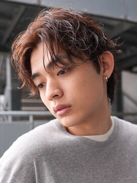 フィフス(fifth) 原宿メンズルーズセンターパートパーマツイスパサーフカール緩め