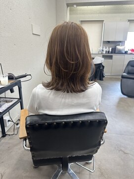 ヌークバイラヴェスト 四日市(neuk by lovest) 外ハネミディアム