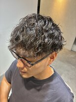 カルゥグラッシー(KALOU glassi)&nbsp;メンズパーマ 波巻き ツイスト ラルフカール サーフカール