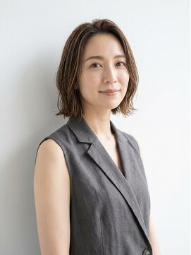 ティータ(teeta) 【脱白髪染め】ナチュラルショート×上品エフォートレスボブ