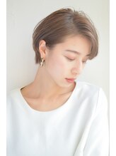 アヴァン ヘアリゾート 30代～50代/大人女性ショートヘア