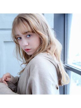 アニータバイガネイシャ(Aujua anita by ganesha) #透明感#ブロンドミルクティー#髪質改善#長浜#ブリーチ