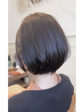 ナトゥーラ 一宮(NATURA) 前下がりショートボブ○登野城○7月