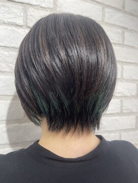 アッシュ 稲田堤店(Ash) インナーカラー×ショートボブ