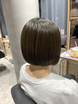 リーオオサカ(Lee Osaka) ミニボブ