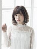 ゆるっとした外ハネが可愛いマットブラウンニュアンスボブ