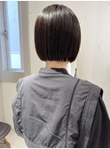 "久保田"ぱつっと切りっぱなしミニボブまとまるカット