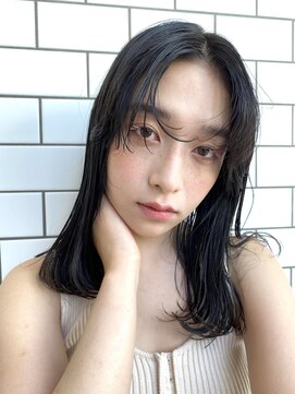 ゲーム 下北沢(GAME) 透けるダークトーンカラー×ぷつっとミディアムヘアー