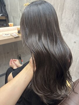 アリアバイエクラート 新宿南口店(ARiA by ECLART) カーキベージュ/透明感カラー/グレージュ