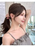 小顔前髪顔まわりミディアムレイヤーフェミニンロング