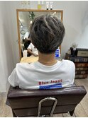 20代30代ハイライト束感ショートツーブロックビジネスカジュアル
