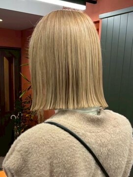 レブ 三条河原町(Reb,) ハイトーンボブタッセルボブダブルカラー30代40代似合わせヘア