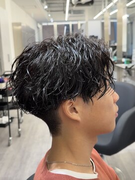 ビカムメンズヘアー 栄店(become men's hair) 縦落ちツイストスパイラルパーマ/センターパート