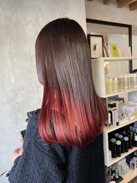 サクラ オモテサンドウ(SAKURA) レッドグラデーションカラー/推しカラーダブルカラー/髪質改善