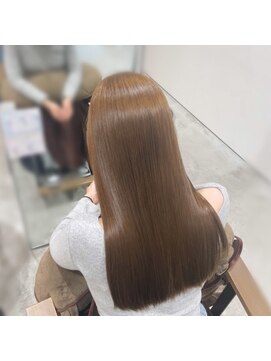 ヘアーブルーム(Hair bloom) beige
