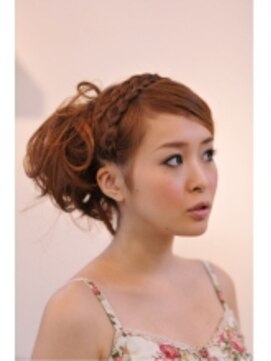 プライマリー(Primary) ゆるふわ編みこみアレンジ♪