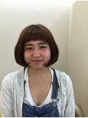 ノームコアラウンドボブ、クリスタルアッシュで柔らか艶カラー
