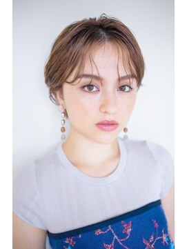 ピズム(PISM) 耳かけ小顔ハンサムショート/オリーブカラー