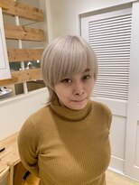 エイト新宿店(EIGHT shinjuku)&nbsp;ミルキーホワイトカラーEIGHT shinjuku  新宿店 【エイト】 阿部