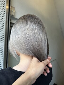 テテ(TETE) アッシュグレー　心斎橋×長堀橋