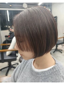 イキプラスディードットログ 大和八木駅前店(ikii+D.Log) ショート 顔周りカット ミニボブ 奈良 橿原 大和八木