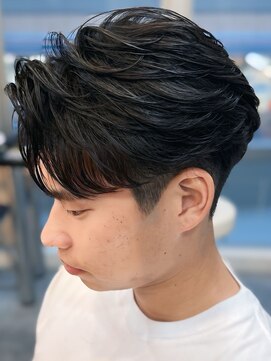 バース バイ ハピネス(BIRTH by happiness) 奈良men's短めフェザーパーマフェザーショート