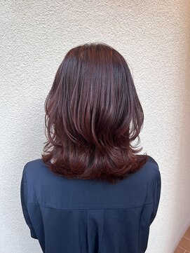 エルサフィロ ヨドヤバシ(el zafiro yodoyabashi) くびレイヤー前髪エモージュ小顔レイヤーカット20代30代40代50代