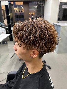 プルーブトウキョウ 渋谷(PROVE TOKYO) 爽やか無造作ビジネスツーブロックスパイラルパーマ