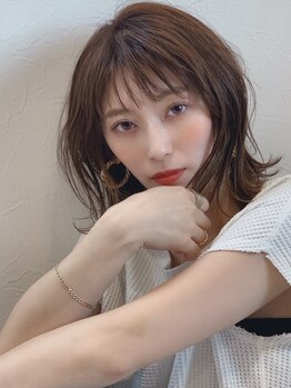 ver【ウェール】【3月上旬 NEW OPEN(予定)】の写真/結んでもおろしても可愛い。ライフスタイル×ファッションに馴染む「顔周り」の似合わせスタイルを*