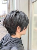 真っ直ぐな髪質のマニッシュショート
