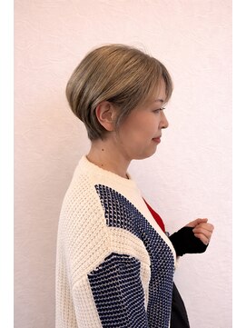 ソレ 森田店(SOLE.) 大人女性のための骨格補正ショートボブ