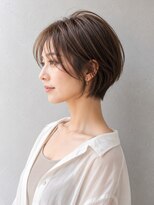 エードット(a.) 大人ショートカット小顔顔周りレイヤーカットくびれショート